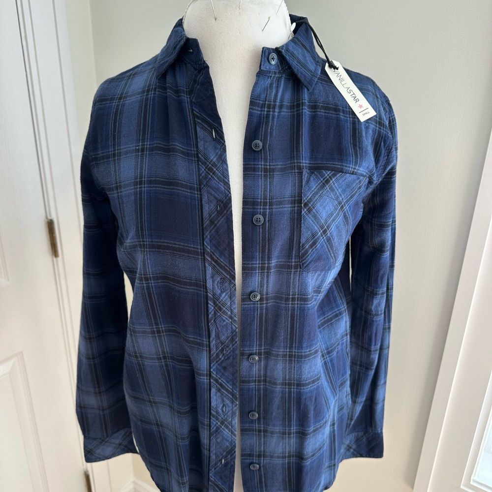 💙 Vanilla Star Blue Plaid Button-Down Shirt — Size S NWT